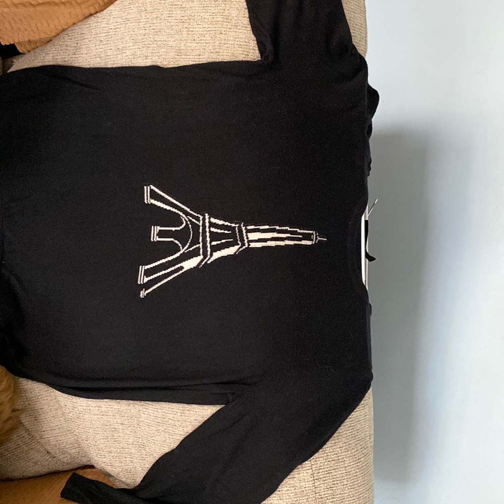 Black Eiffel Tower sweater